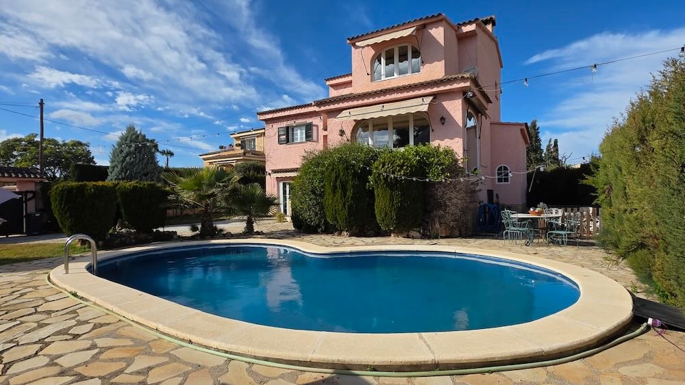 Detached Villa in La Pobla